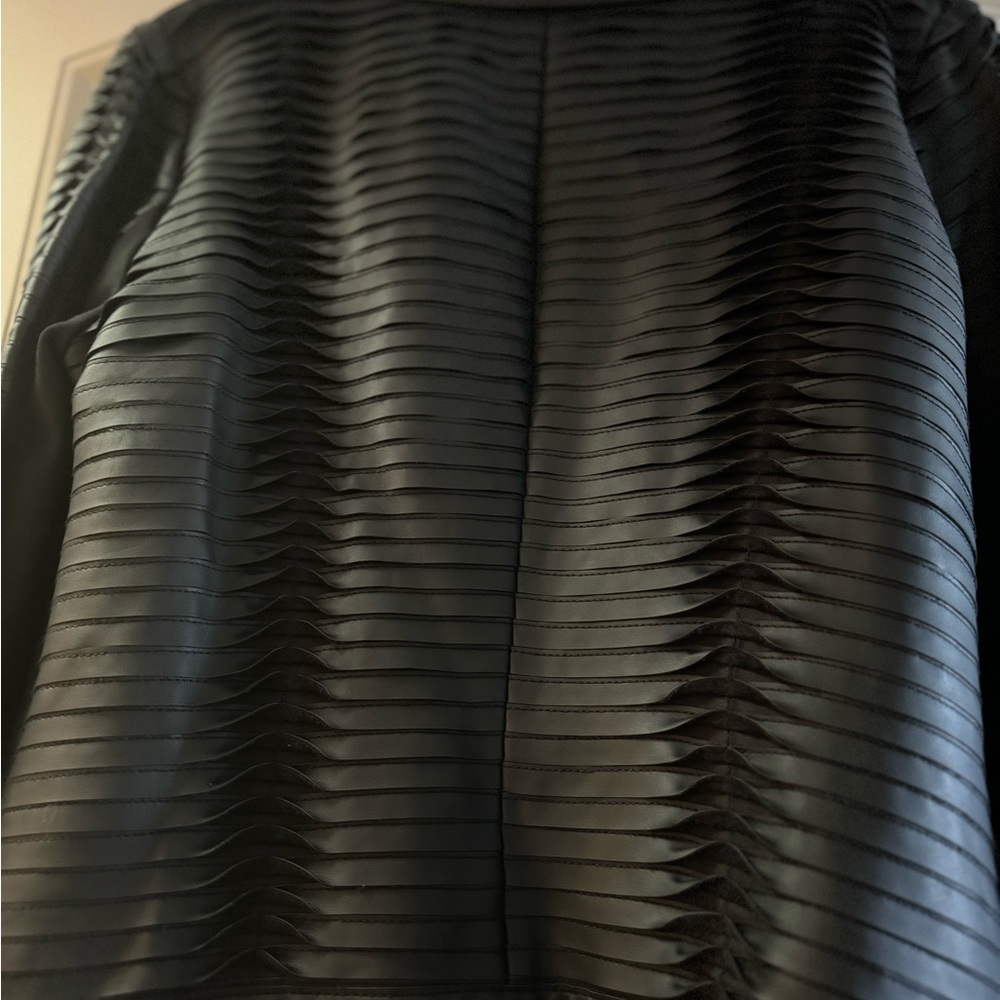 NEW Pleated Faux Leather Moto Jacket Size S - Picture 6 of 7